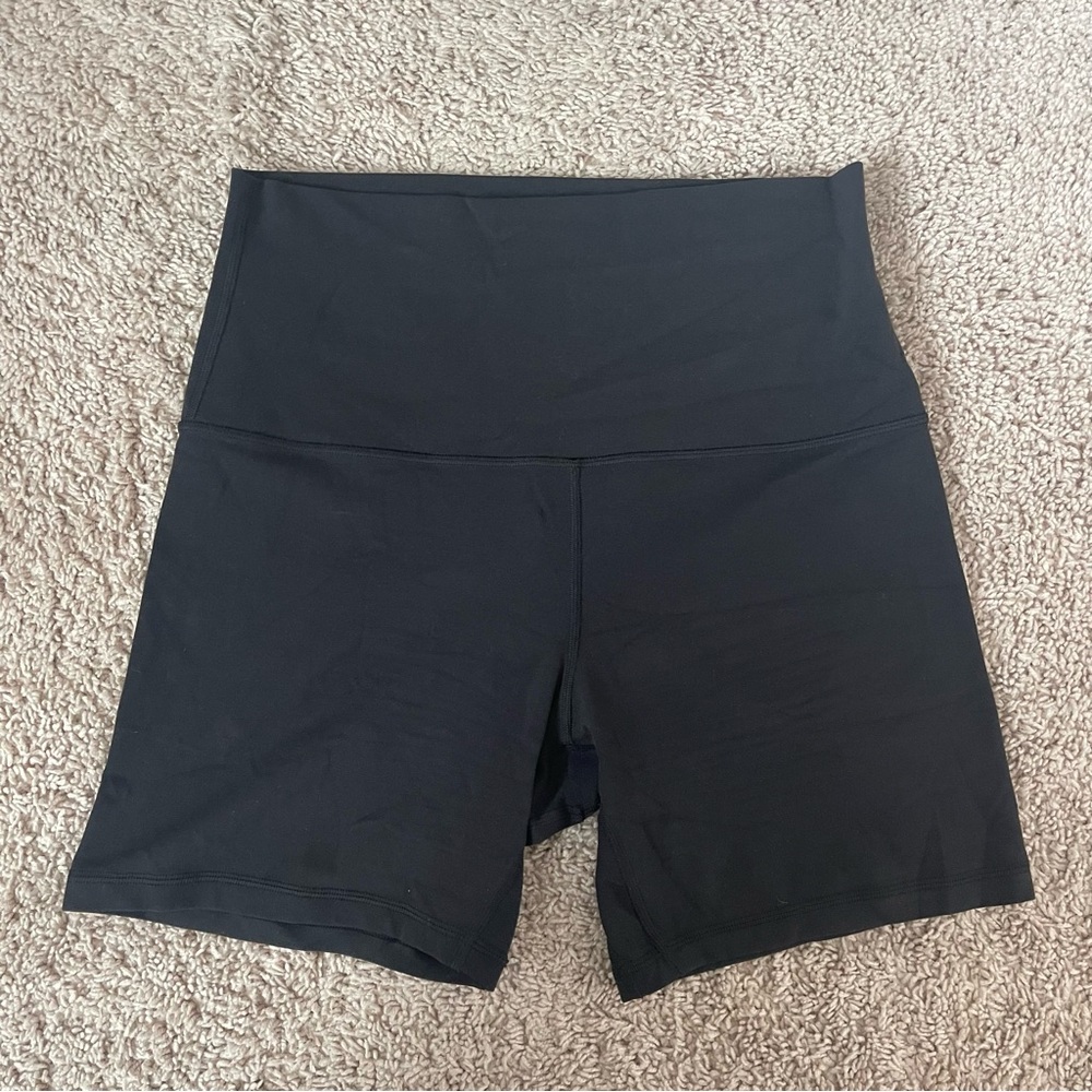 Lulu Super High Rise Align Shorts 6"
